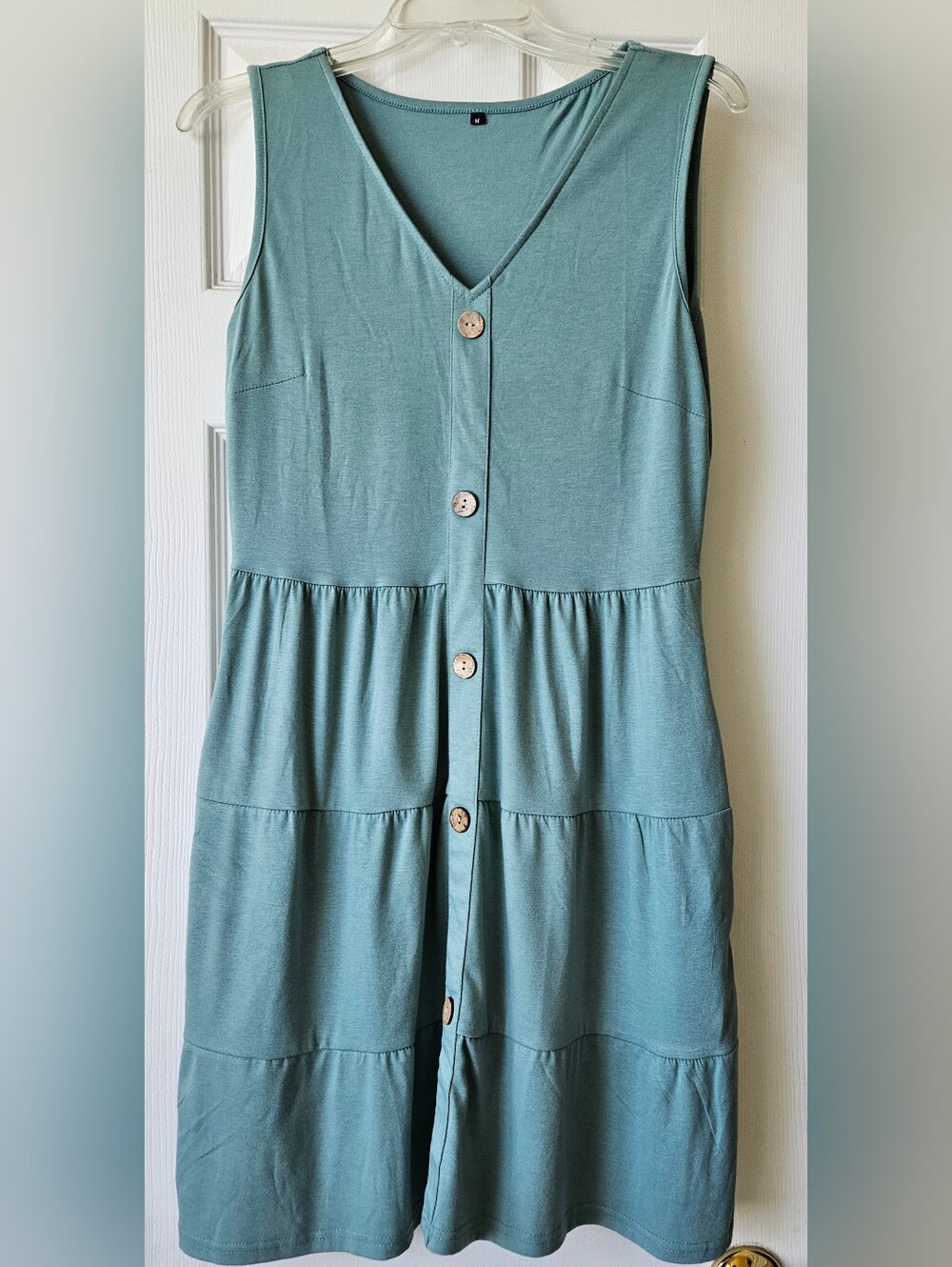 Sleeveless Button-Front Tiered Dress in Sage Green Size Medium